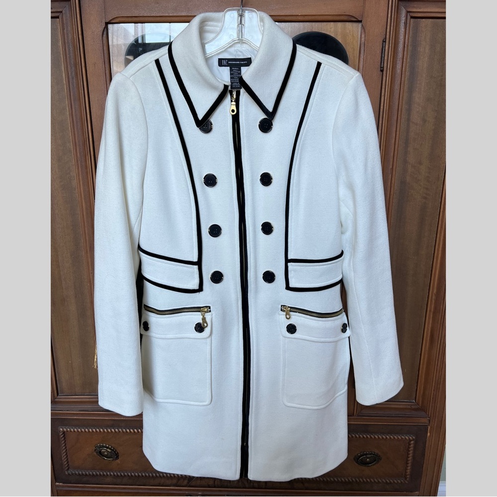 I.N.C. International Concepts Black Ivory Coat 🤍🖤